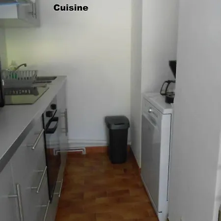 Particulier Loue T3 En Rez De Jardin A 30 Metres De La Avec Un Double Box Daire